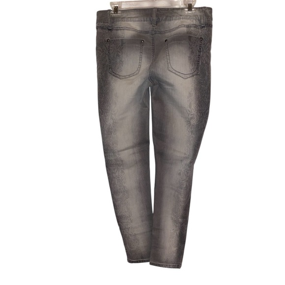 BRINA & EM Skinny Jeans Floral Pattern Gray on Gray Floral in Size 10 - Picture 2 of 7